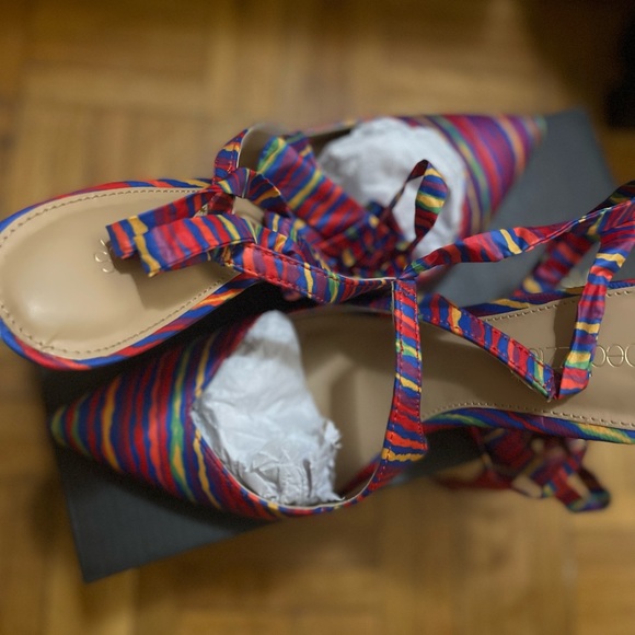 Megaera Lace Up Pump - Picture 3 of 5